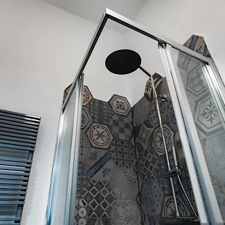 Charming With Exclusive Courtyard In Center Of Апартаменты Флоренция